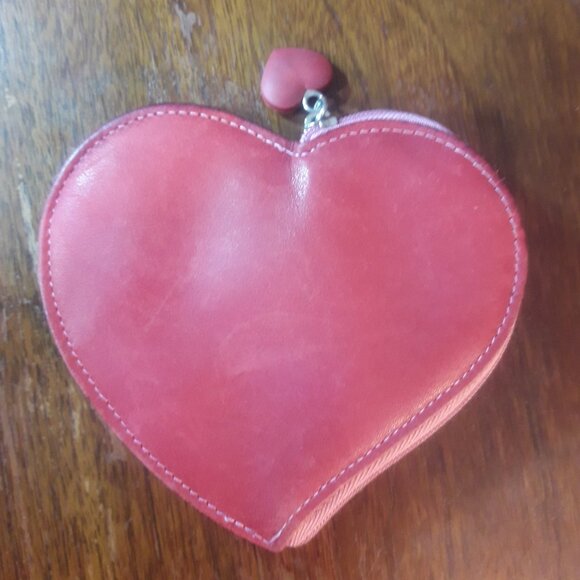 Buxton Red Leather Heart Coin Purse Wallet Vintage Early 2000s Y2K - Picture 4 of 5